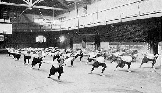 Women's Gym Class in 1921 Millidek