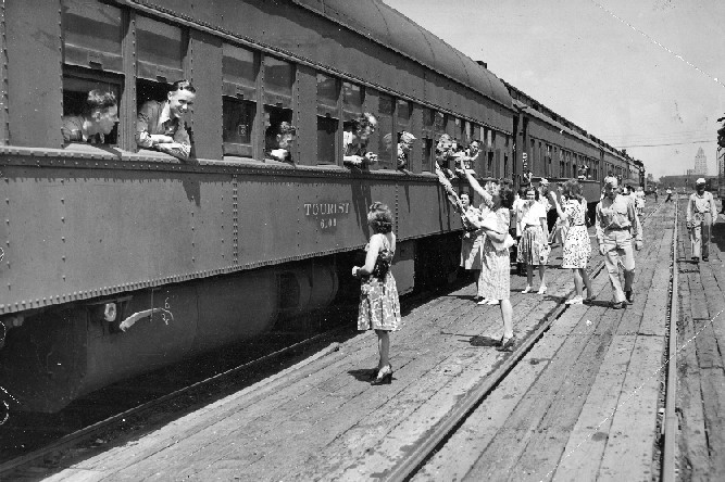 June 1944 image of Army Air Corps cadets departing Wabash Station in Decatur