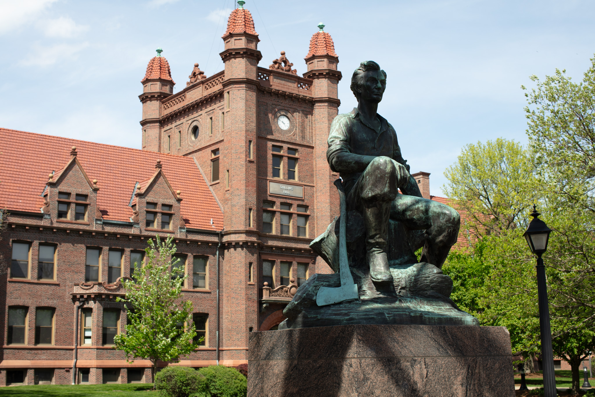 Lincoln Statue