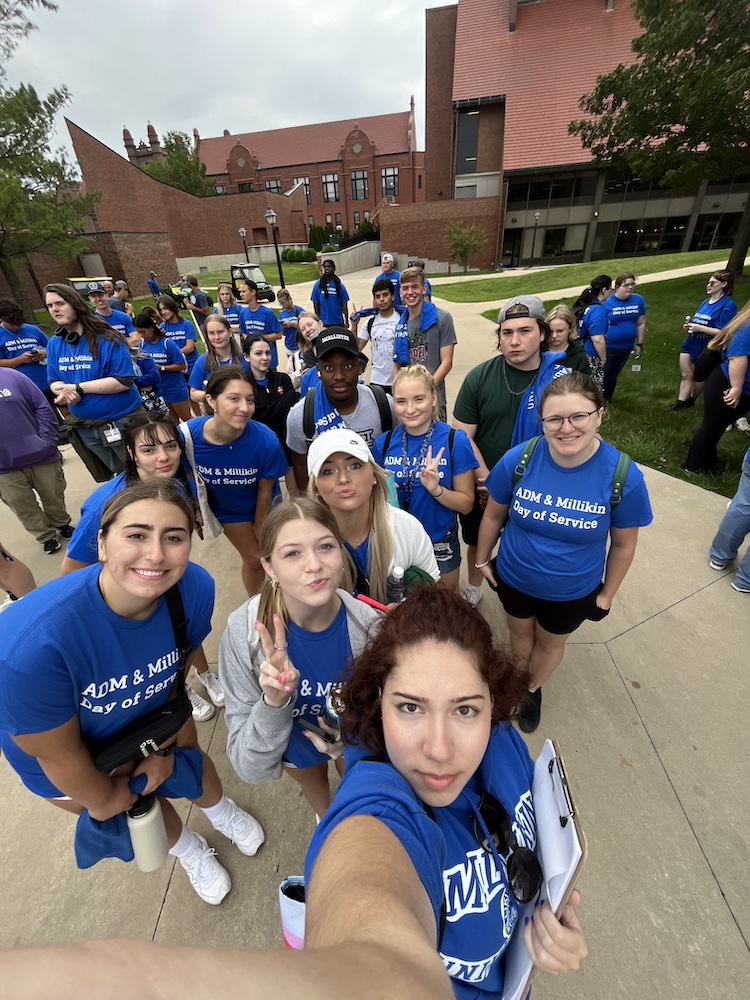 Students Volunteering