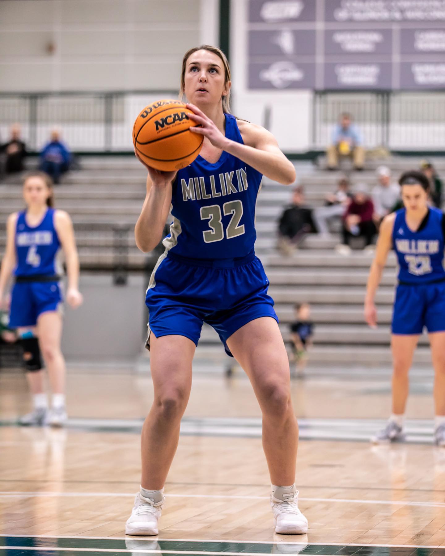 Bailey Coffman playing basketball