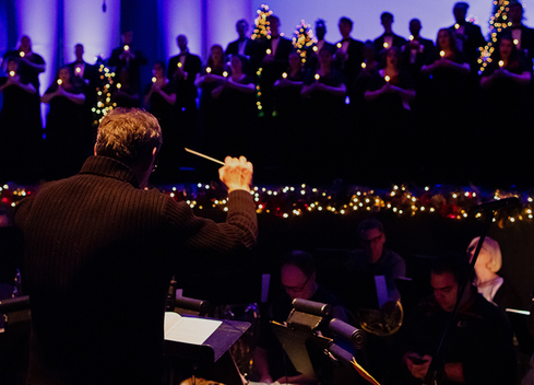 orchestra conductor 