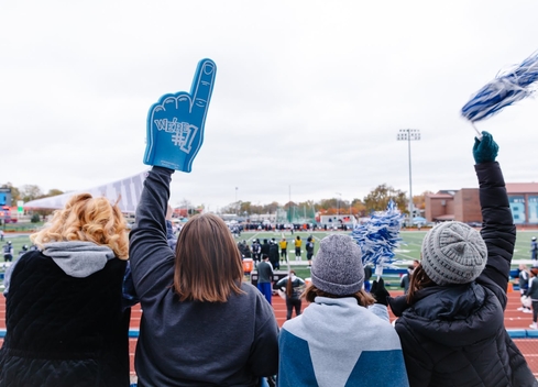 students-cheering