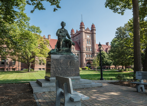 Lincoln Statue