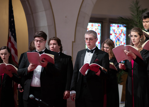 University Choir sings at Central Christian Church